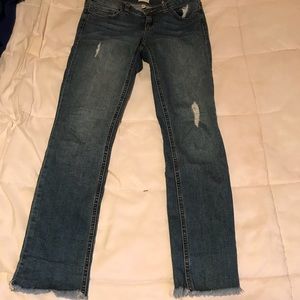 Sneak Peek Skinny Jeans (frayed at ends) Size 1